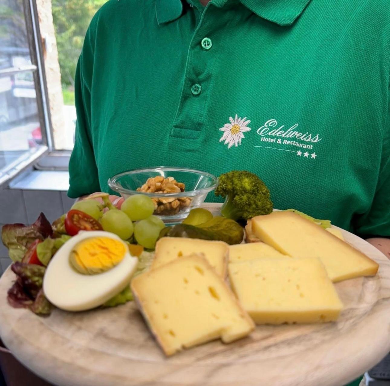 Hotel Restaurant Edelweiss Muhlen Экстерьер фото